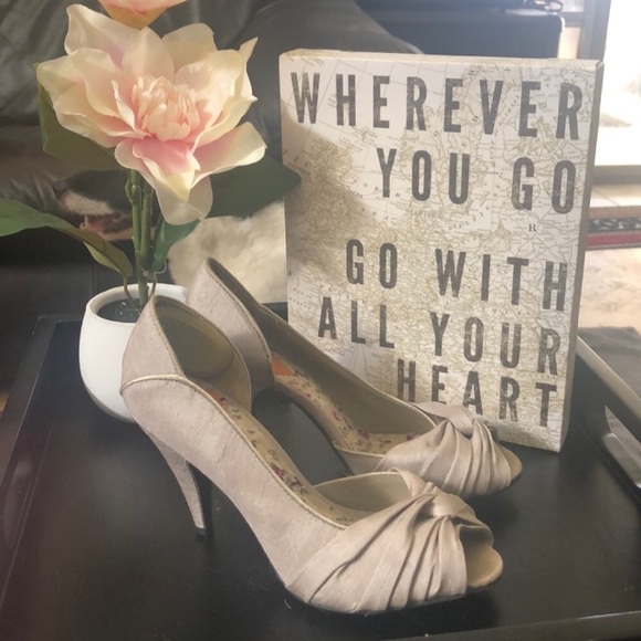 Rocket Dog "Ownit" peep toe heels - Picture 3 of 5